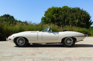 Jaguar E-Type I° SERIE 4.2 ROADSTER 1968