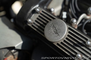 Jaguar E-Type I° SERIE 4.2 ROADSTER 1968