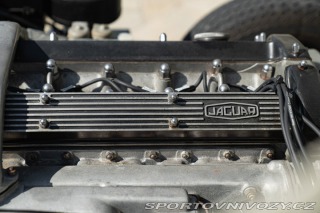 Jaguar E-Type I° SERIE 4.2 ROADSTER 1968