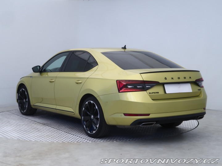 Škoda Superb Sportline 2.0 TSI 2023