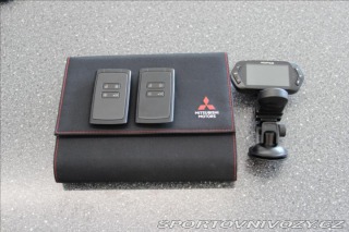 Mitsubishi Colt 1,6 HEV 143PS  Intense+ A 2024