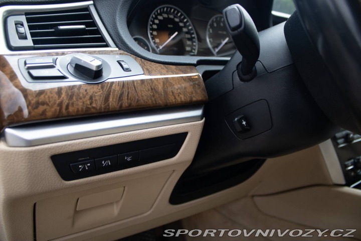 BMW 5 GT 535i Gran Turismo 2010