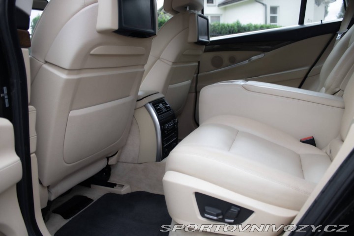 BMW 5 GT 535i Gran Turismo 2010