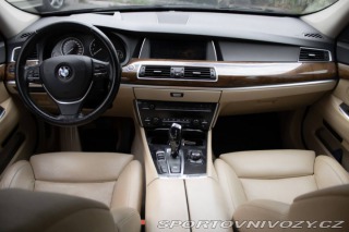 BMW 5 GT  535i Gran Turismo 2010