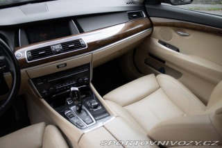 BMW 5 GT  535i Gran Turismo 2010