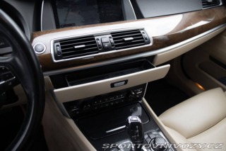 BMW 5 GT  535i Gran Turismo 2010