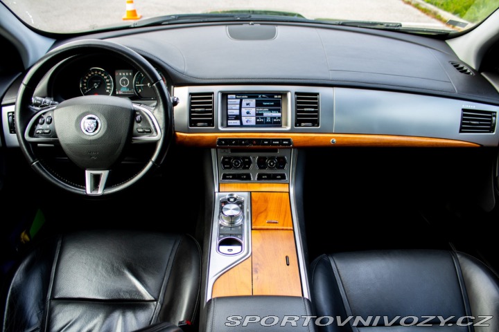 Jaguar XF 3.0D S Luxury / AJ NA SP 2011