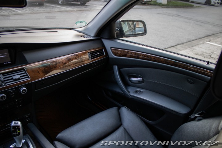 BMW 5 530 i A/T 2008