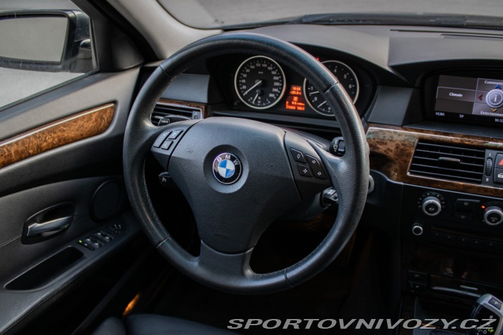 BMW 5 530 i A/T 2008