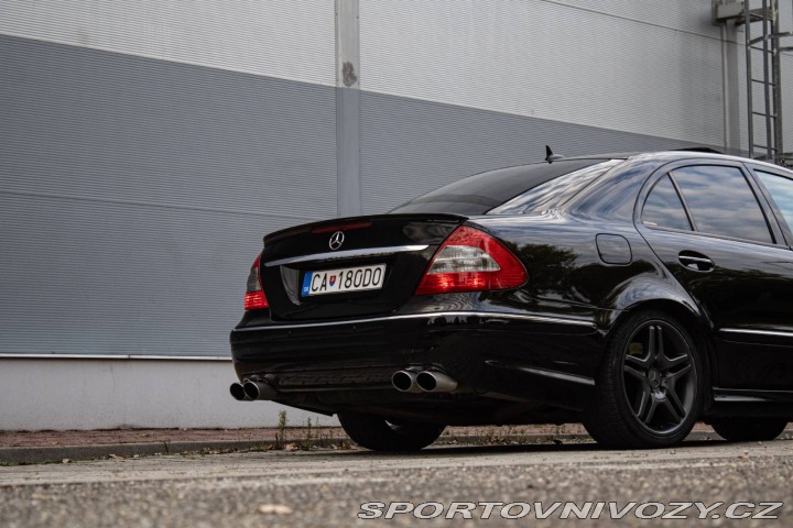 Mercedes-Benz E W211 E550 AT 7-st. 285kw 2007