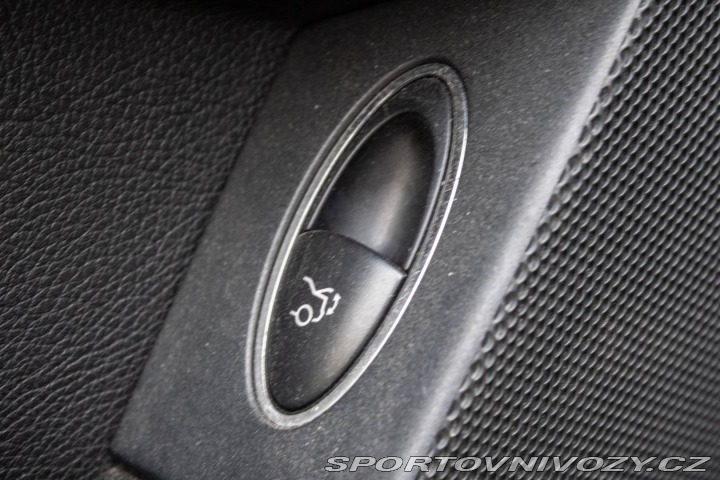 Mercedes-Benz E W211 E550 AT 7-st. 285kw 2007