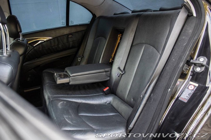 Mercedes-Benz E W211 E550 AT 7-st. 285kw 2007