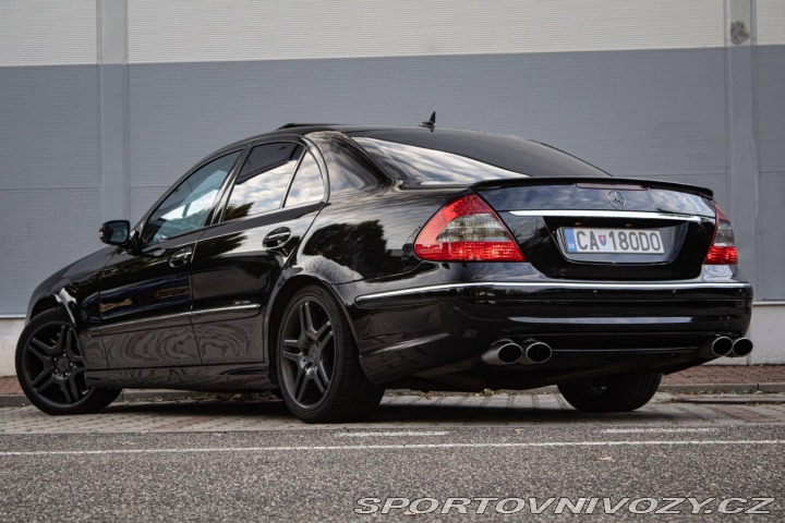 Mercedes-Benz E W211 E550 AT 7-st. 285kw 2007