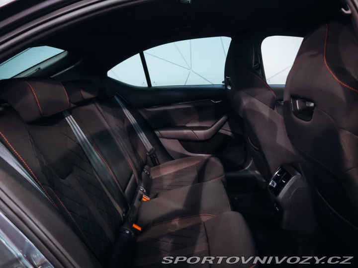 Škoda Octavia RS 2.0 TDI 147kW DSG RS 4x4 2023