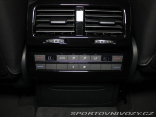 Volkswagen Ostatní modely Touareg 3,0 TDi 210kW R-Line 75tk 2023