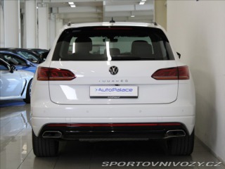 Volkswagen Ostatní modely Touareg 3,0 TDi 210kW R-Line 75tk 2023