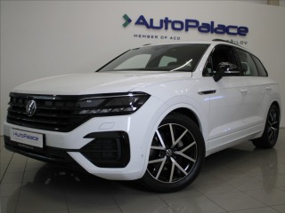 Volkswagen  Touareg 3,0 TDi 210kW R-Line 55tk