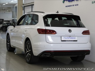 Volkswagen Ostatní modely Touareg 3,0 TDi 210kW R-Line 55tk 2023