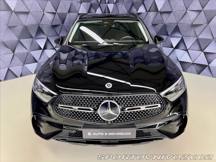 Mercedes-Benz Ostatní modely GLC 220d 4MATIC AMG, LED, TAŽ 2025
