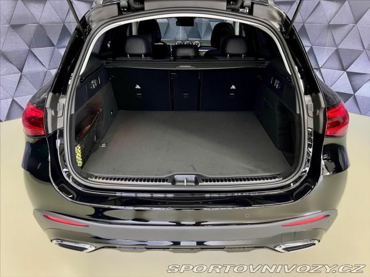 Mercedes-Benz Ostatní modely GLC 220d 4MATIC AMG, LED, TAŽ 2025