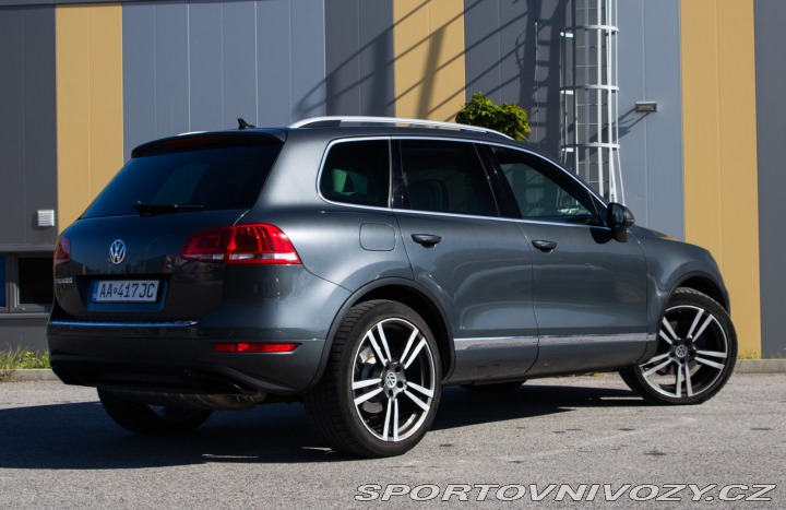 Volkswagen Ostatní modely Touareg II 4.2 V8 TDI Premium, 2 2012