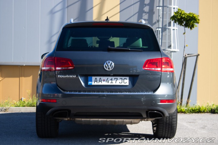 Volkswagen Ostatní modely Touareg II 4.2 V8 TDI Premium, 2 2012