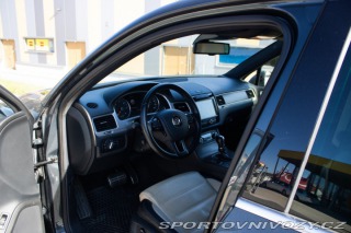 Volkswagen Ostatní modely Touareg  II 4.2 V8 TDI Premium, 2 2012