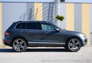Volkswagen Ostatní modely Touareg  II 4.2 V8 TDI Premium, 2 2012
