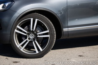 Volkswagen Ostatní modely Touareg  II 4.2 V8 TDI Premium, 2 2012
