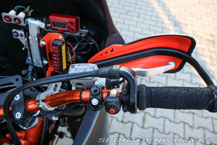 KTM Ostatní modely LC4 640 Adventure 4T-EGS PARIS DAKAR 2005