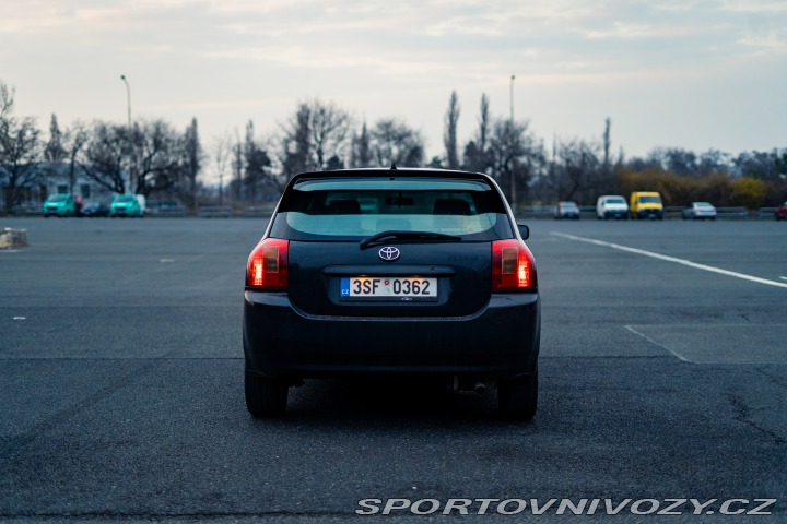 Toyota Corolla ZZE123LDGFGFW 2001
