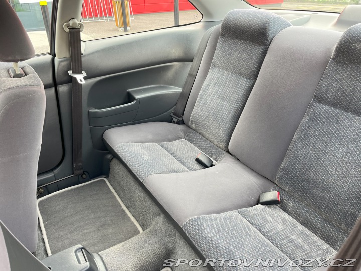 Honda Civic Gen6 coupe 1997