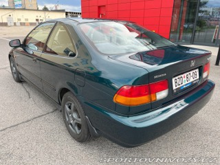 Honda Civic Gen6 coupe 1997