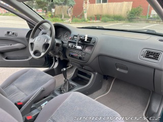 Honda Civic Gen6 coupe 1997