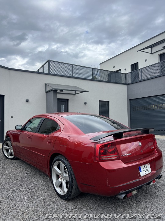 Dodge Charger 6.1 SRT-8 2006
