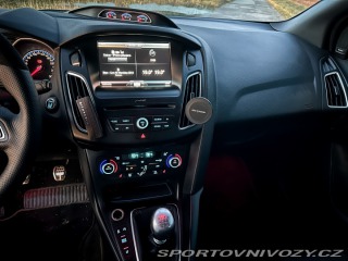 Ford Focus RS  2016
