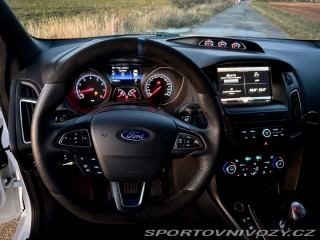 Ford Focus RS  2016
