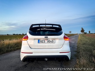 Ford Focus RS  2016