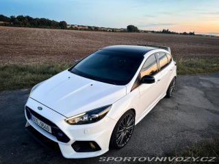 Ford Focus RS  2016