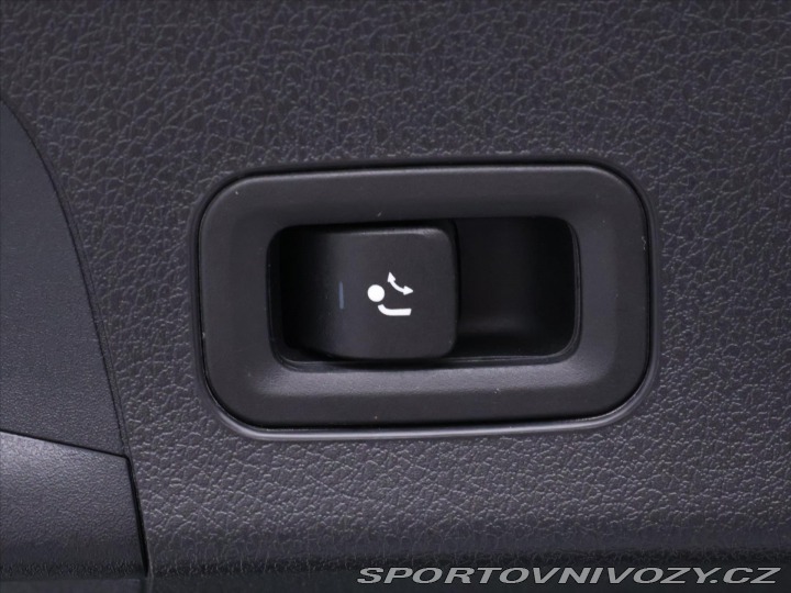 Mercedes-Benz CLA 1,3 i 118 kW 250 E-Hybrid 2022