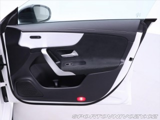 Mercedes-Benz CLA 1,3 i 118 kW 250 E-Hybrid 2022