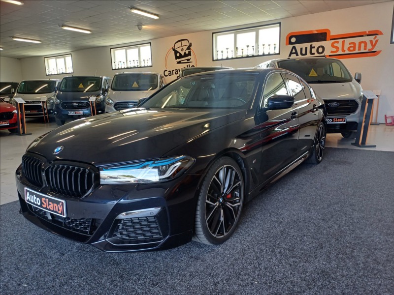 BMW 5 4.4i V8 M550i xDrive