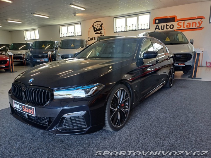 BMW 5 4.4i V8 M550i xDrive 2021