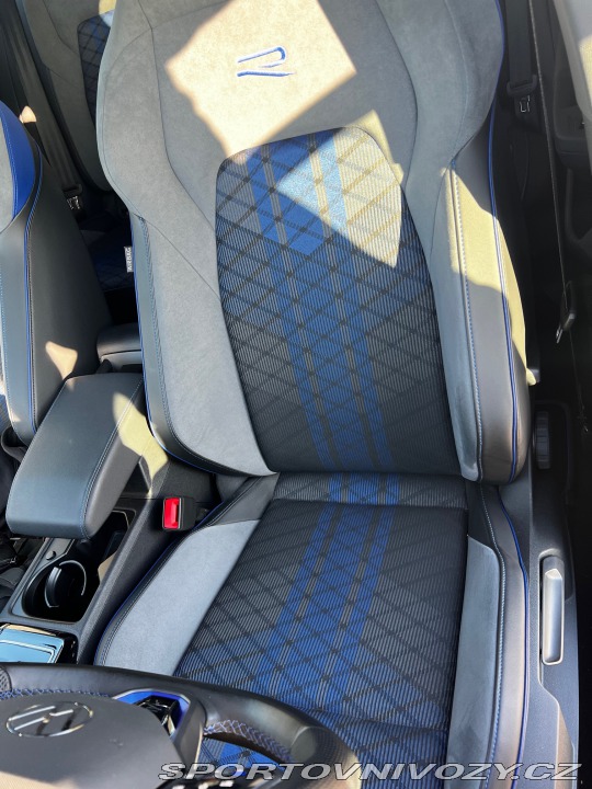 Volkswagen Golf R 2023