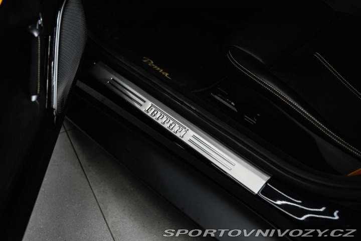 Ferrari Roma 3,9 T V8 DCT, JBL, MAGNER 2024