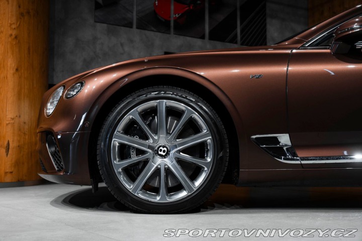 Bentley Continental GT Touring, City, Nočné v 2020