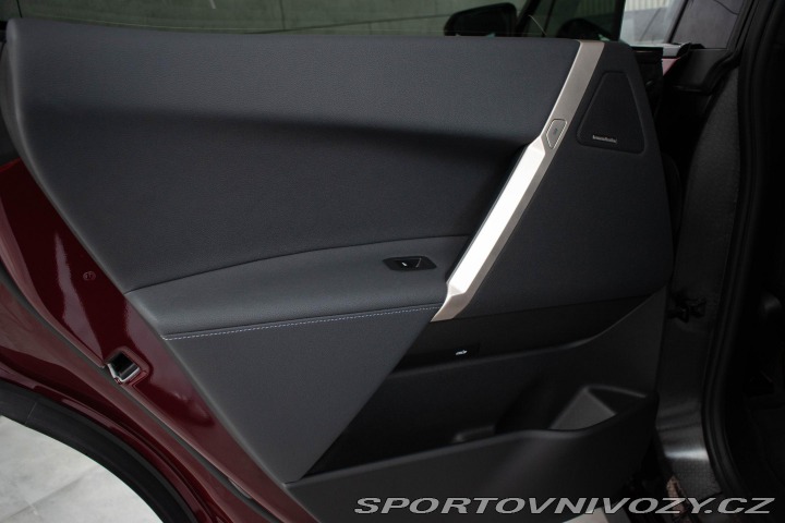 BMW iX xD40 REZERVACE 2023
