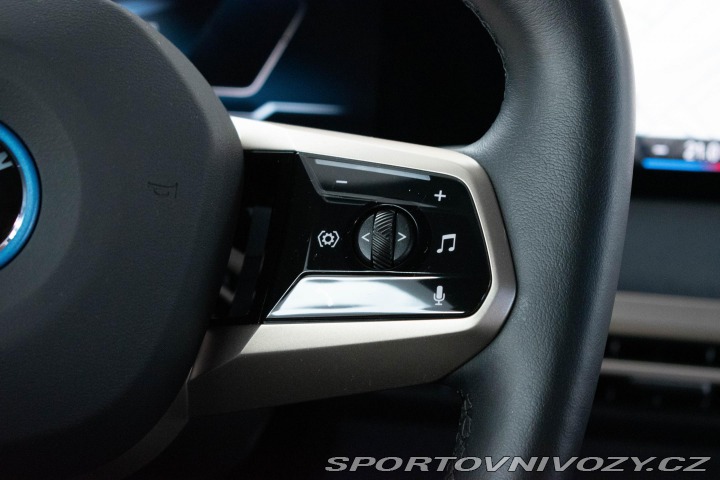 BMW iX xD40 ZÁRUKA 4roky*TAŽNÉ*P 2023