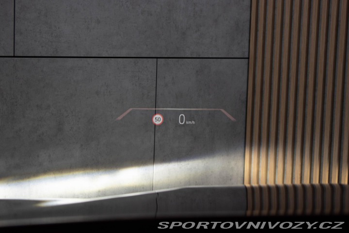 BMW iX xD40 REZERVACE 2023