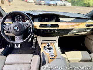BMW M5 E60 2006